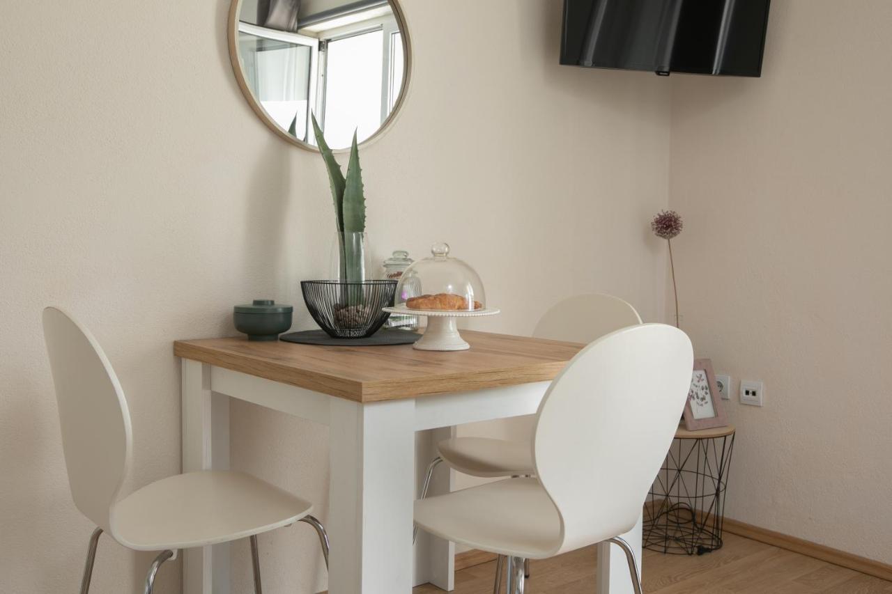 Sea View Ela Apartments Podgora Ngoại thất bức ảnh