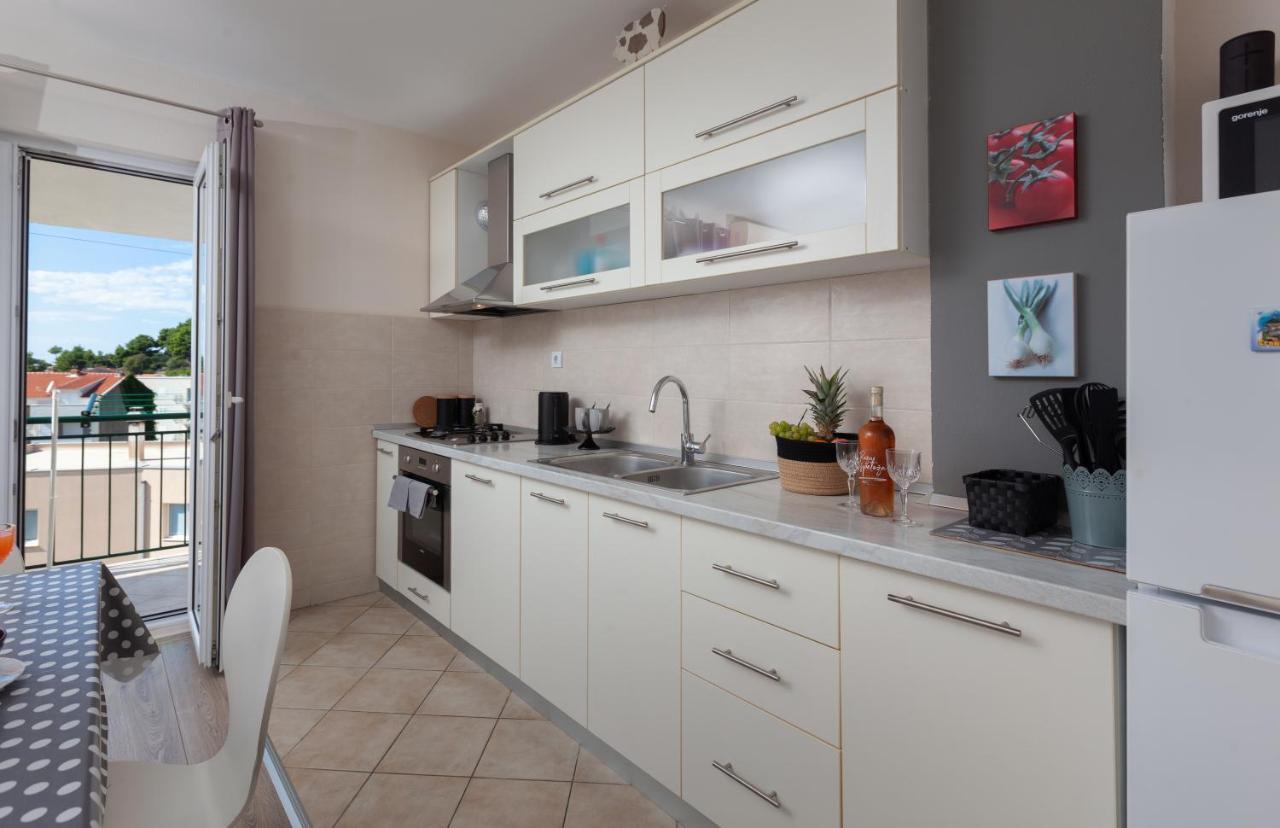 Sea View Ela Apartments Podgora Ngoại thất bức ảnh