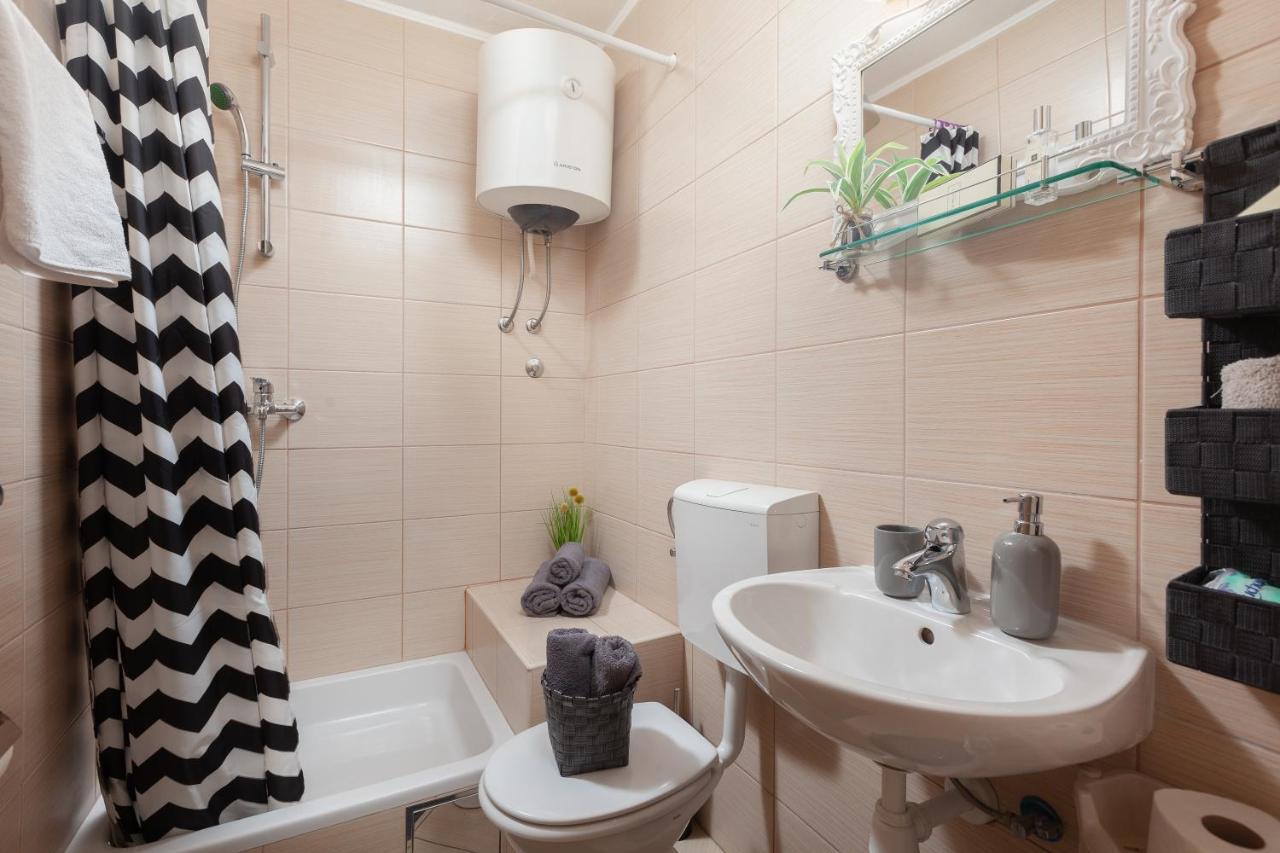 Sea View Ela Apartments Podgora Ngoại thất bức ảnh