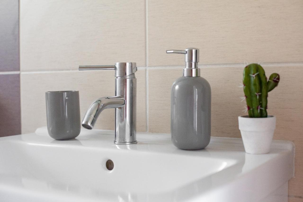 Sea View Ela Apartments Podgora Ngoại thất bức ảnh